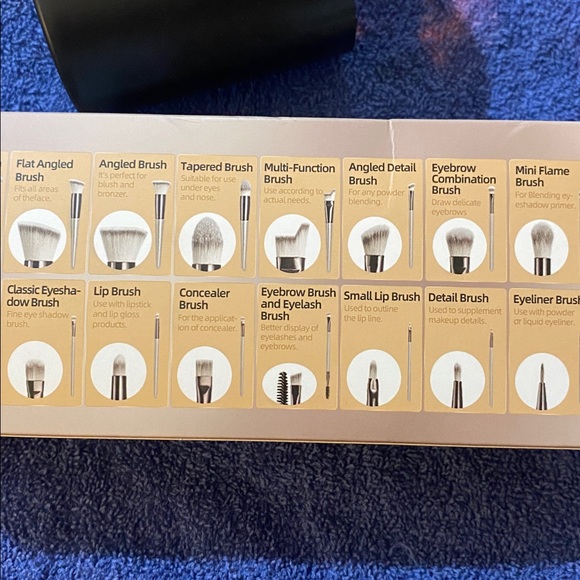 COPY - 18 piece set make up brush - Picture 6 of 15